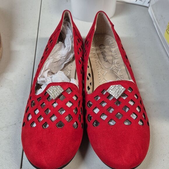 Victoria K Size 7.5 Red Flats - New - Picture 2 of 6